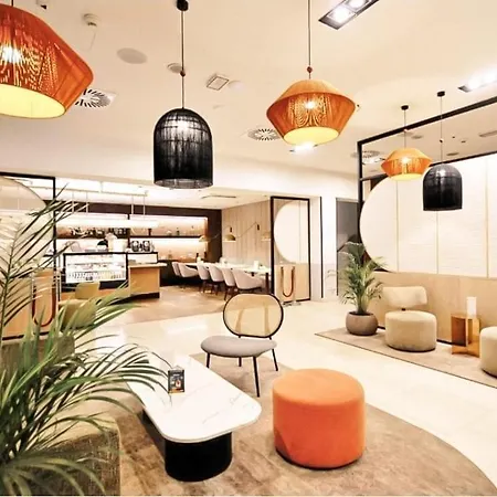 Ξενοδοχείο Royal Vip 5*